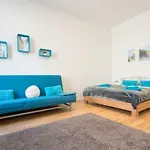 Lovely Studio Apartment Volkertmarkt